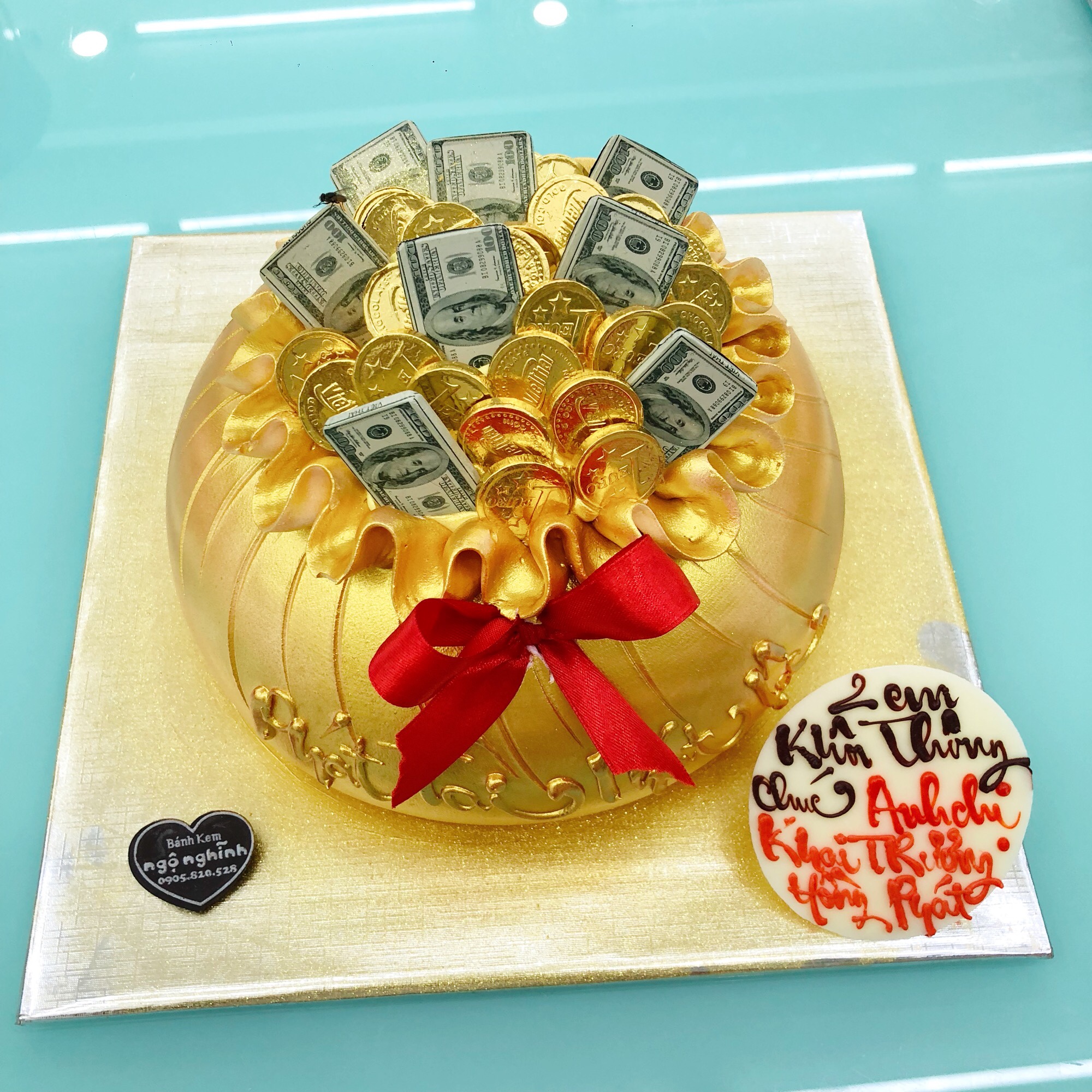 Bánh sinh nhật cho bé gái tạo hình heo con ngộ nghĩnh Mẫu 50696   FRIENDSHIP CAKES  GIFT